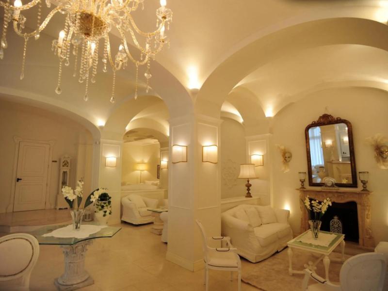 Minori Palace
