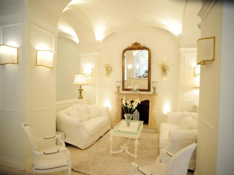Minori Palace