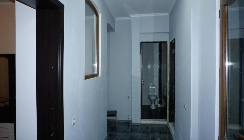 Vakare Hotel