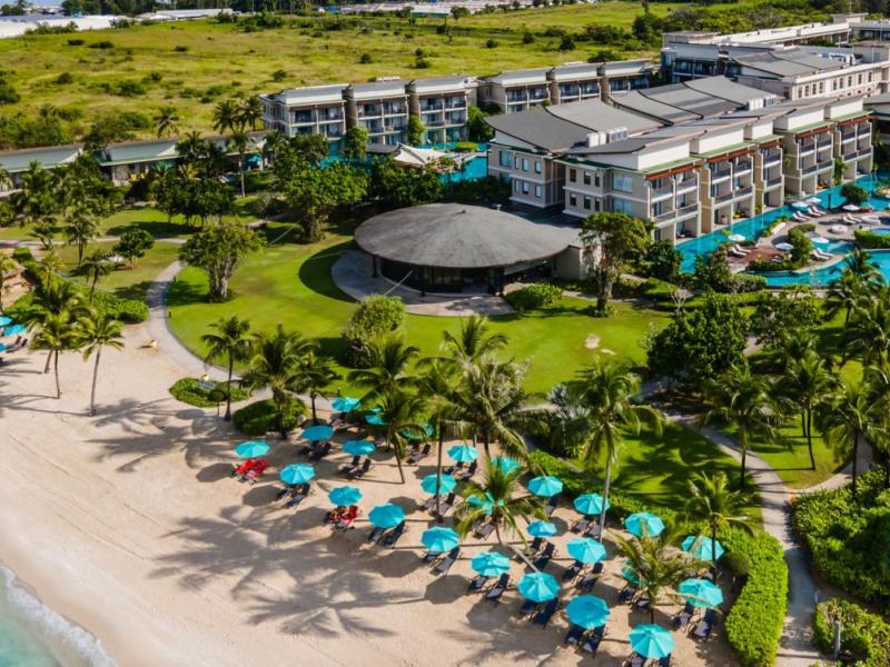 Le Meridien Khao Lak Resort & Spa