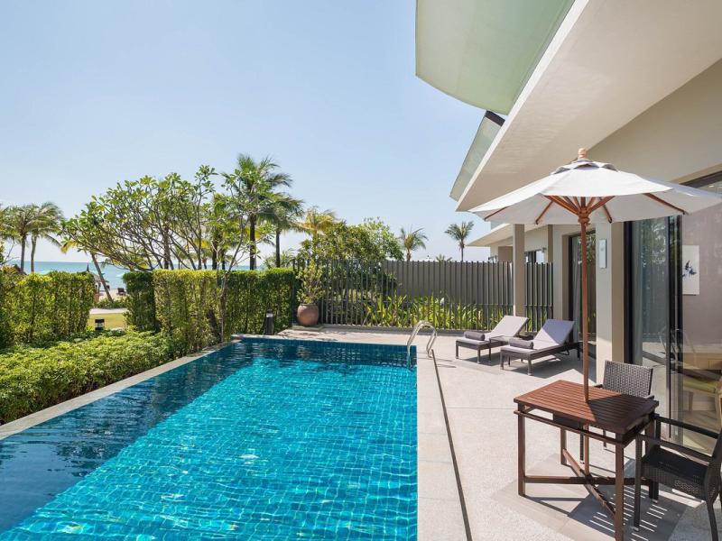 Le Meridien Khao Lak Resort & Spa