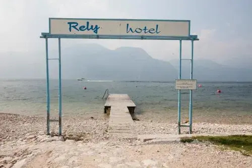Hotel Rely