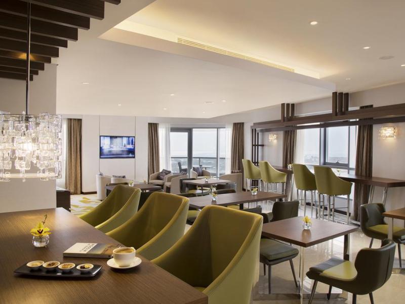 Pearl Rotana - Capital Centre