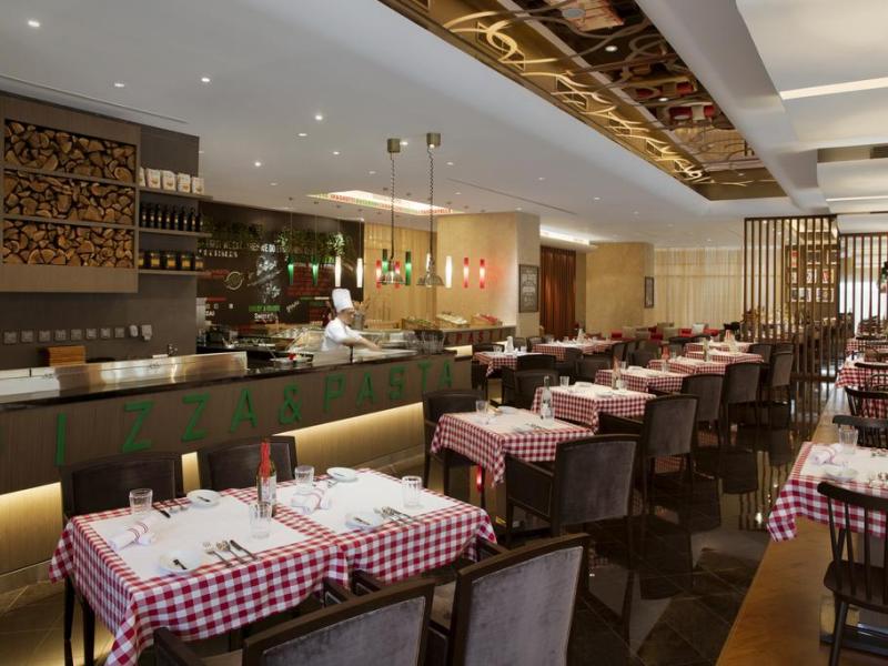 Pearl Rotana - Capital Centre