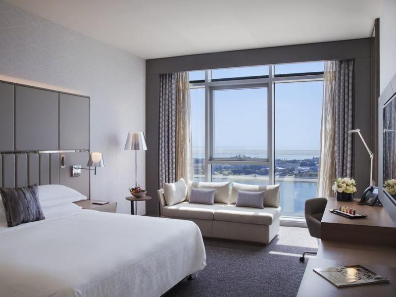 Pearl Rotana - Capital Centre