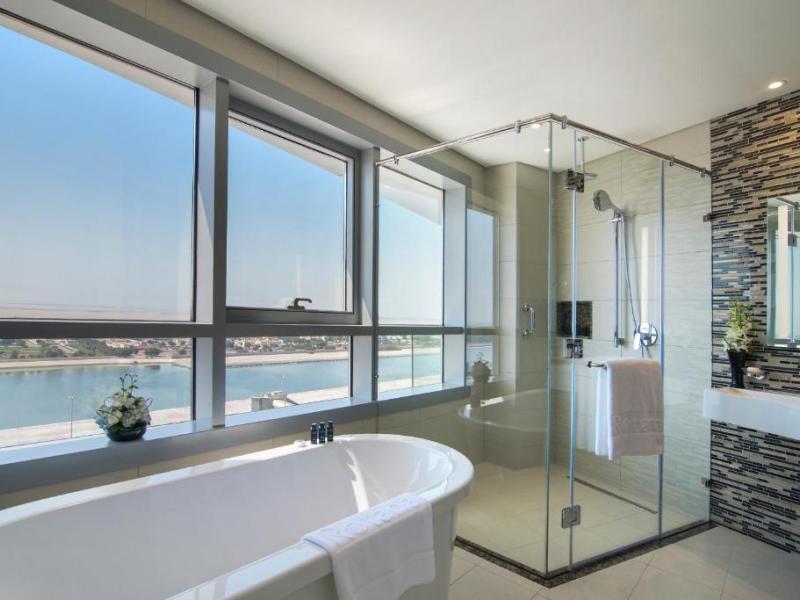 Pearl Rotana Capital Centre