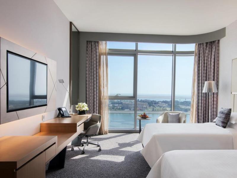 Pearl Rotana - Capital Centre