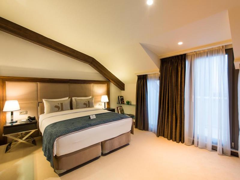 Inside Hotel Sisli