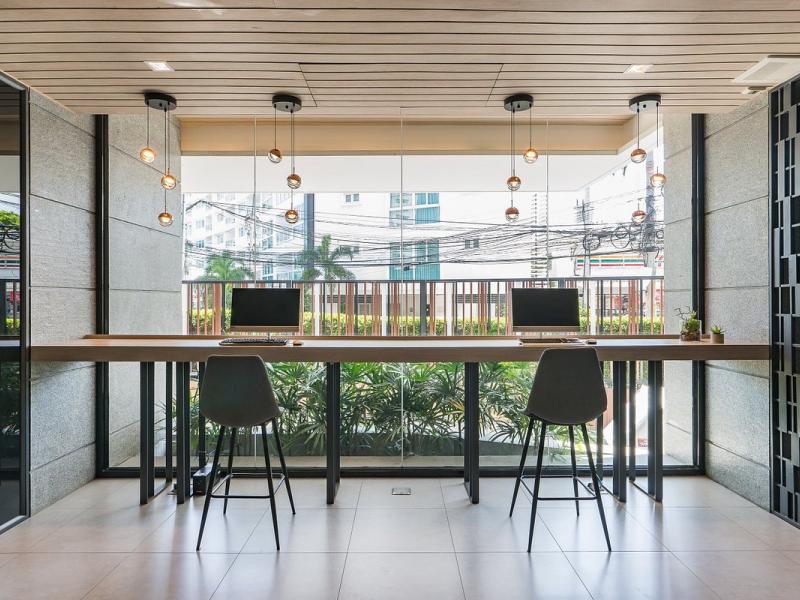 Arden Hotel & Residence