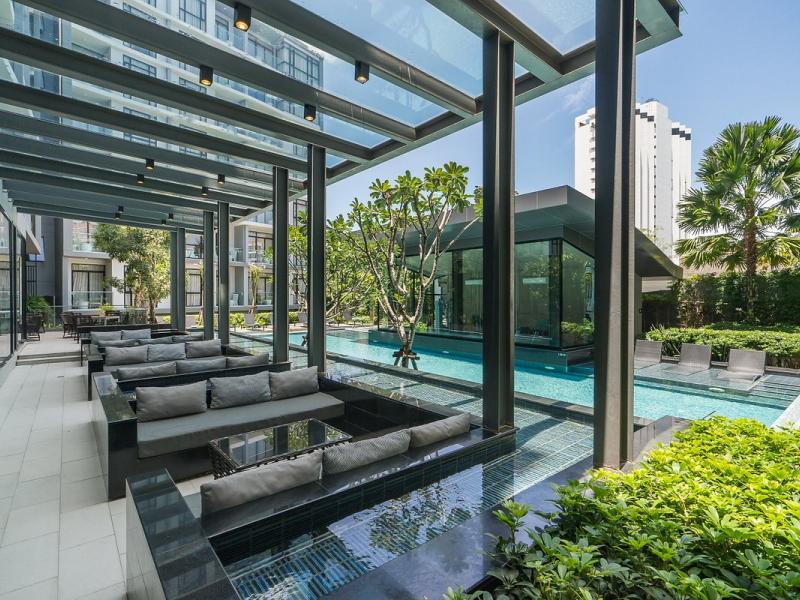 Arden Hotel & Residence