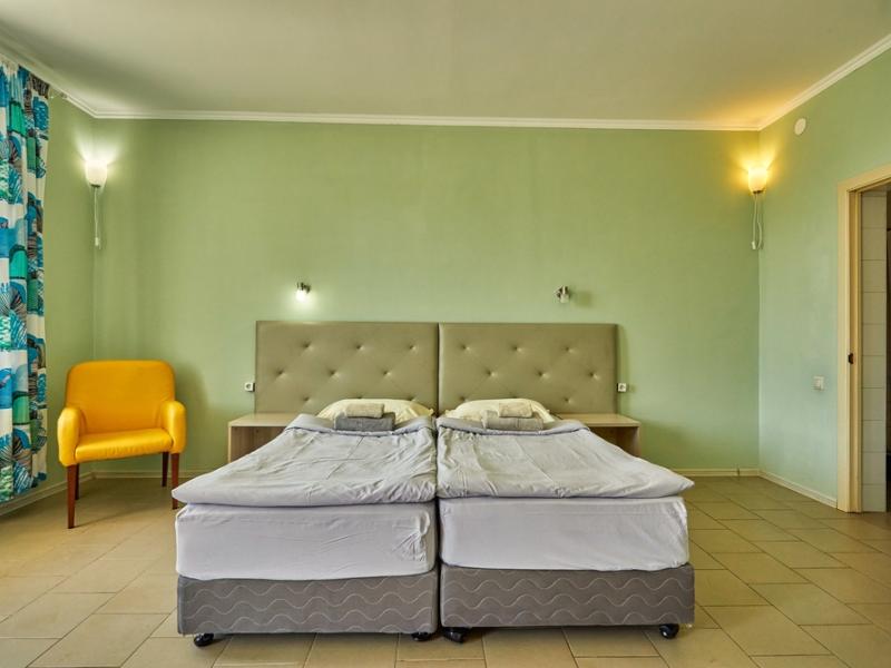 Серебряный пляж