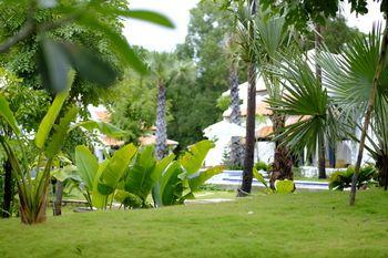 Isabella Resort
