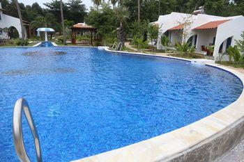 Isabella Resort