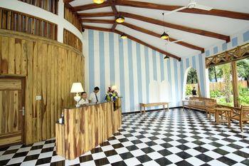 Isabella Resort
