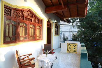 Sumal Villa