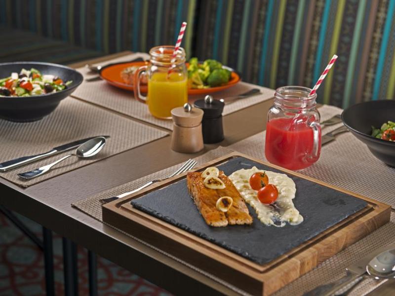 Mena Plaza Hotel Albarsha