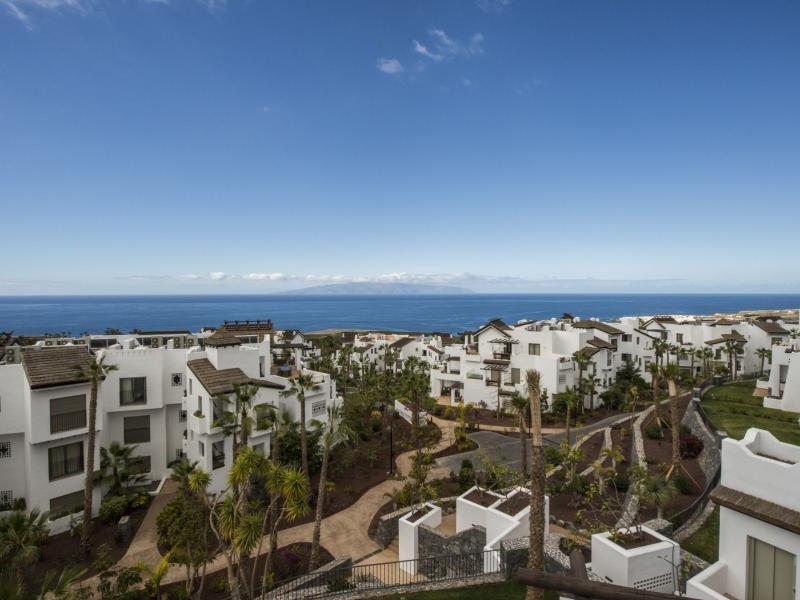 Las Terrazas de Abama Suites
