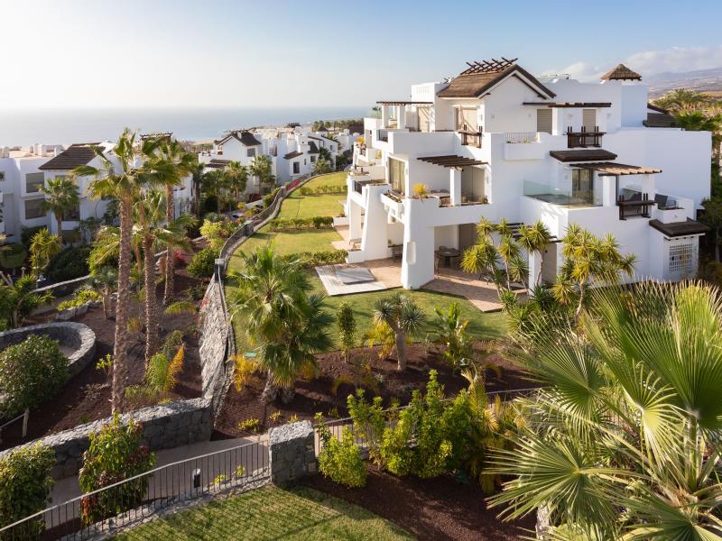 Las Terrazas de Abama Suites