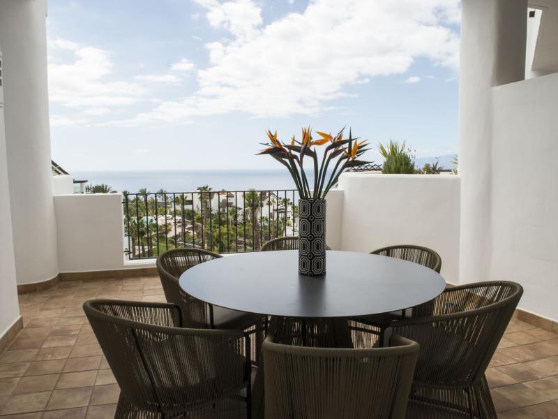 Las Terrazas de Abama Suites