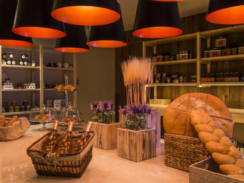 Las Terrazas de Abama Suites