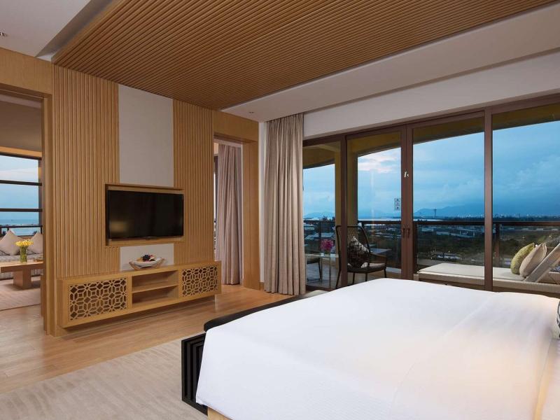 Thousand Cranes Sanya Yazhou Bay Int'l Exchange Centre