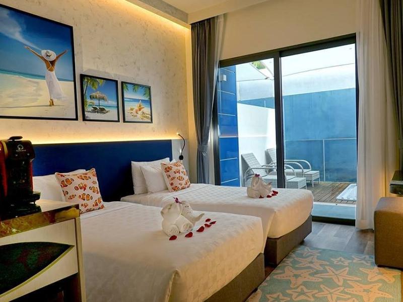 Clover Patong Phuket