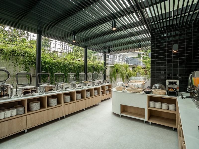 Hotel Amber Sukhumvit 85
