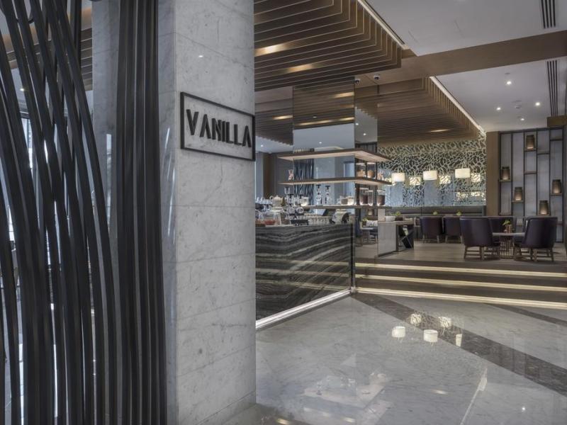 Al Bandar Rotana - Creek