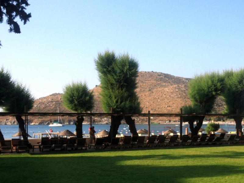 Liv Hotel by Bellazure