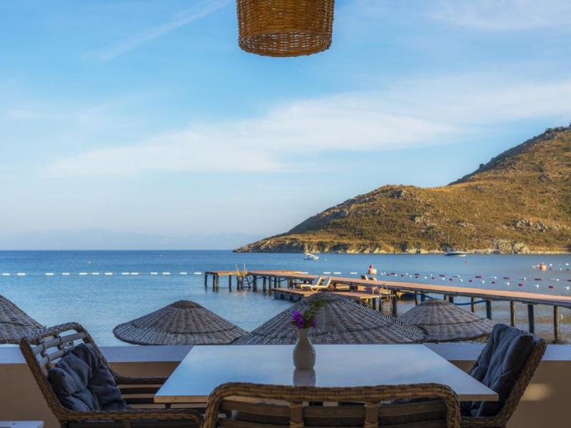 Liv Hotel by Bellazure