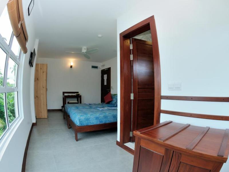 Ariston Dhangethi Inn