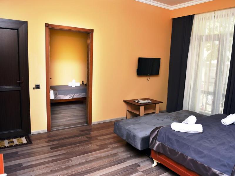 Yaffle Inn Boutique Hotel