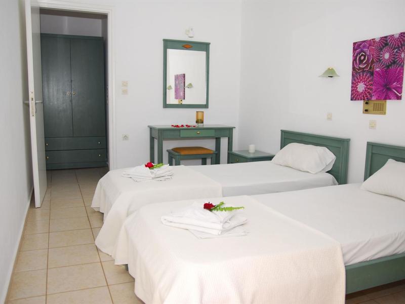 Elpis Studios & Apartments