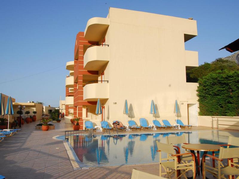 Elpis Studios & Apartments