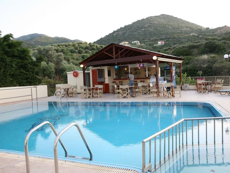 Elpis Studios & Apartments