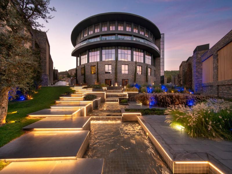 Lujo Art & Joy Hotel