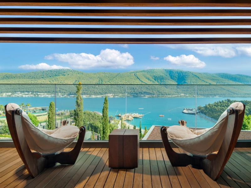 Lujo Art & Joy Hotel