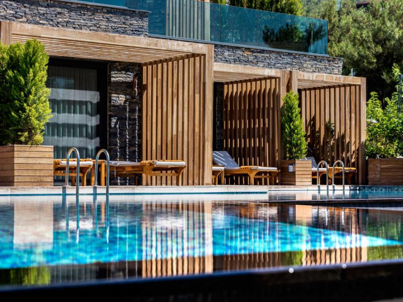 Lujo Art & Joy Hotel