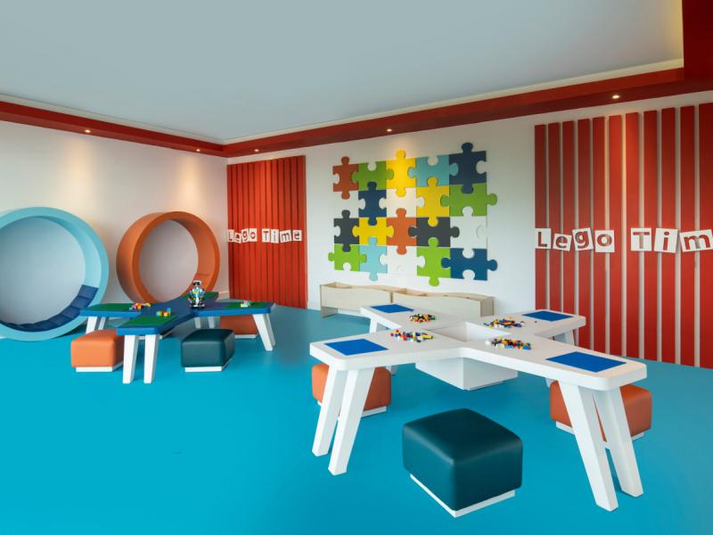 Lujo Art & Joy Hotel