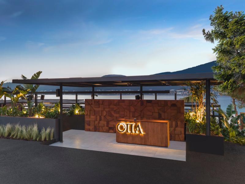 Lujo Art & Joy Hotel