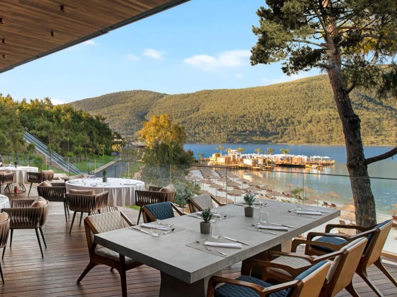 Lujo Art & Joy Hotel