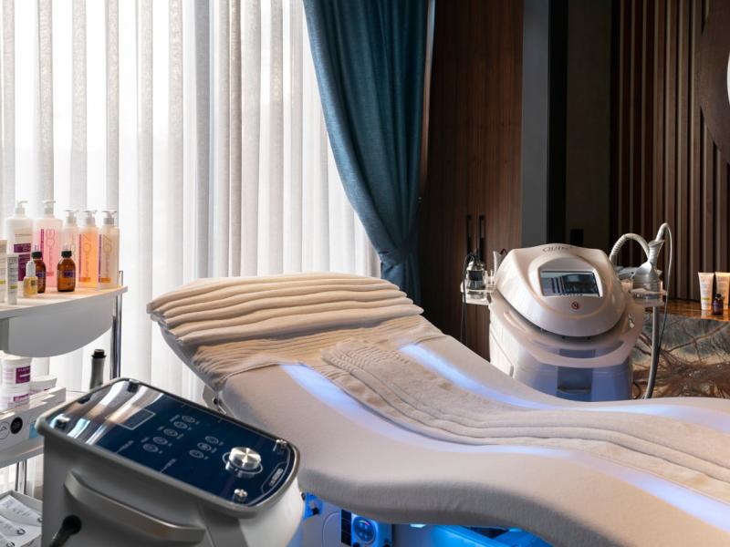 Lujo Art & Joy Hotel