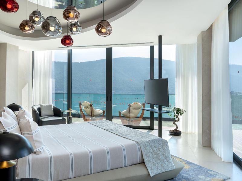 Lujo Art & Joy Hotel