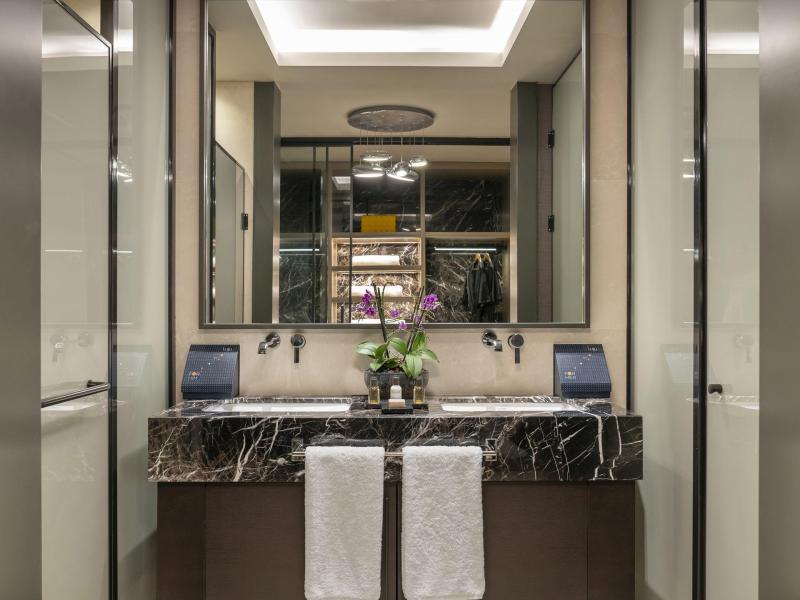 Lujo Art & Joy Hotel