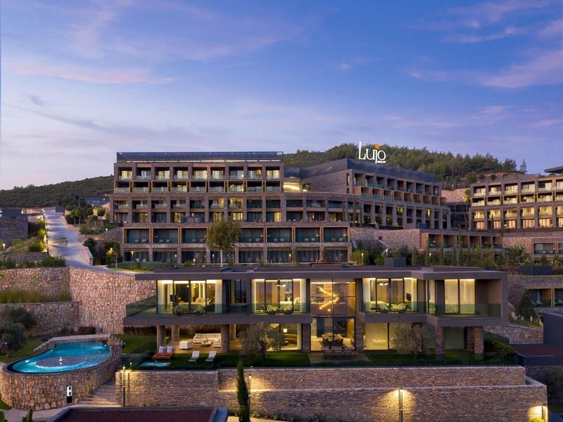 Lujo Art & Joy Hotel