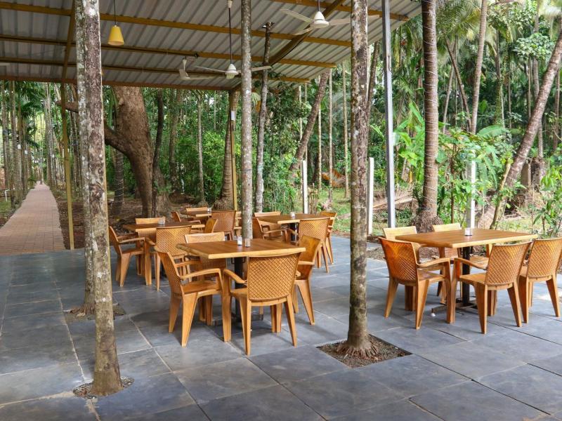 Arambol Paradise Village Resort