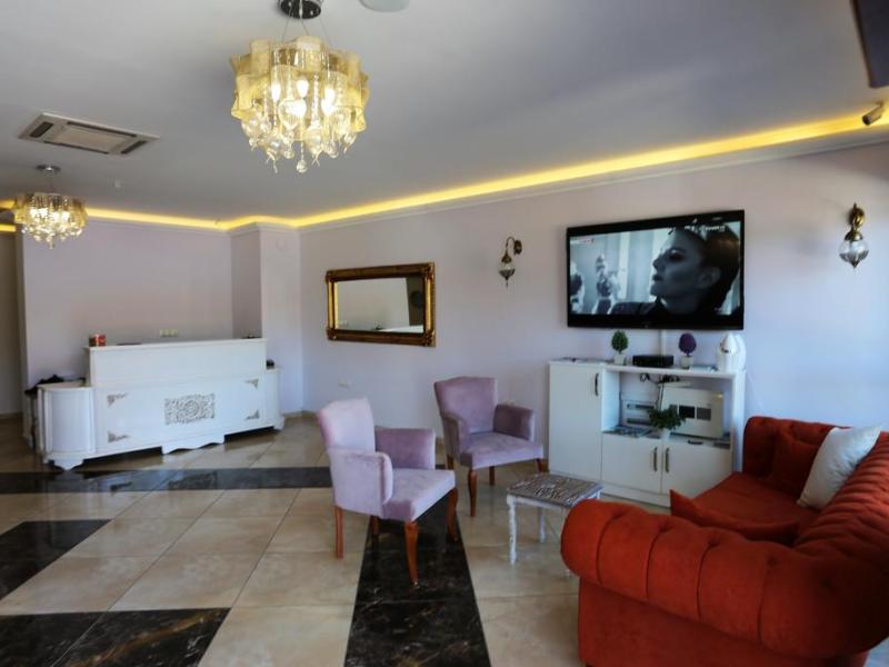 Cennet Life Otel