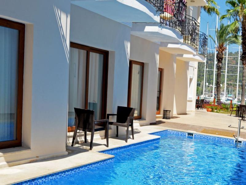 Cennet Life Otel