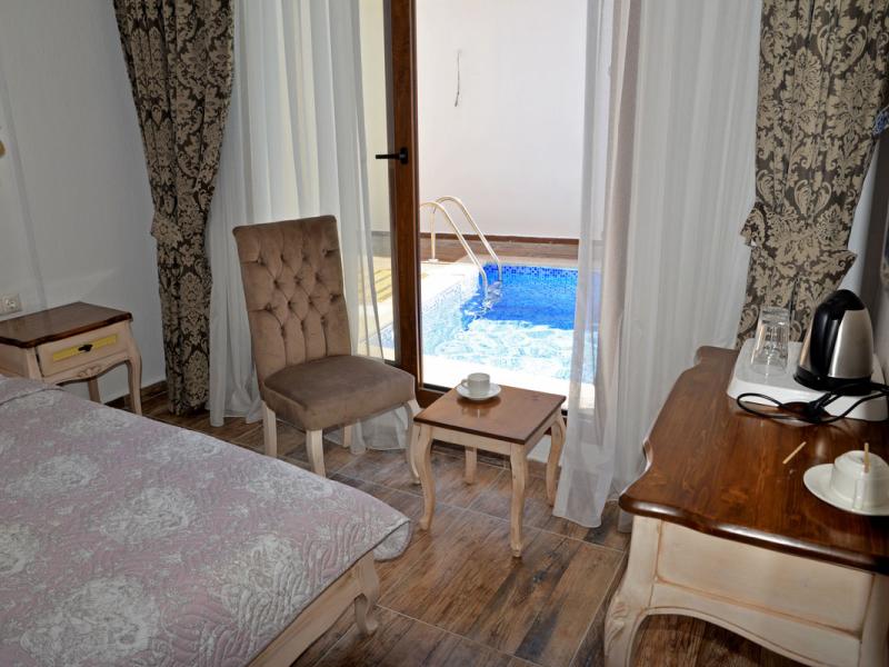 Cennet Life Otel