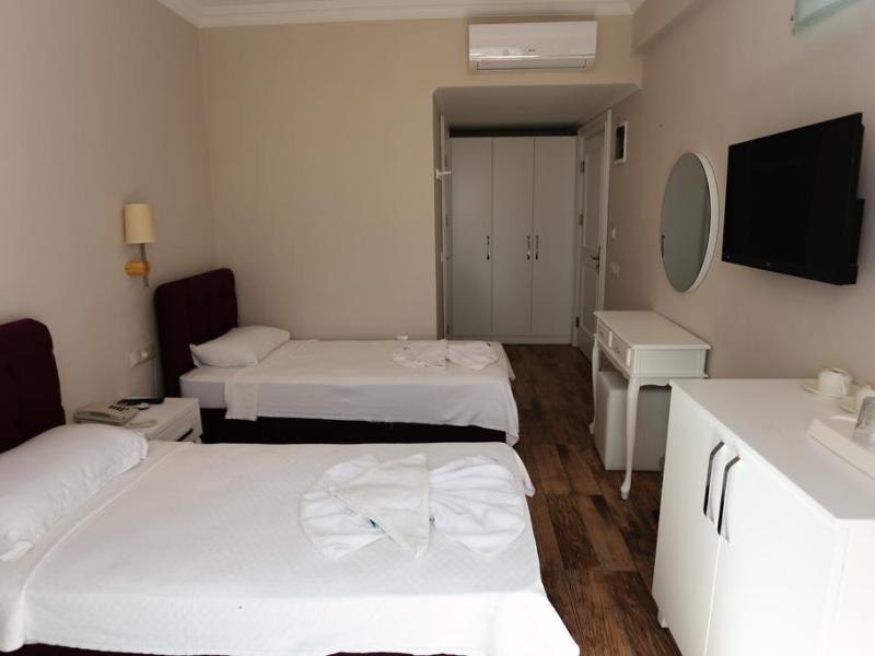Cennet Life Otel